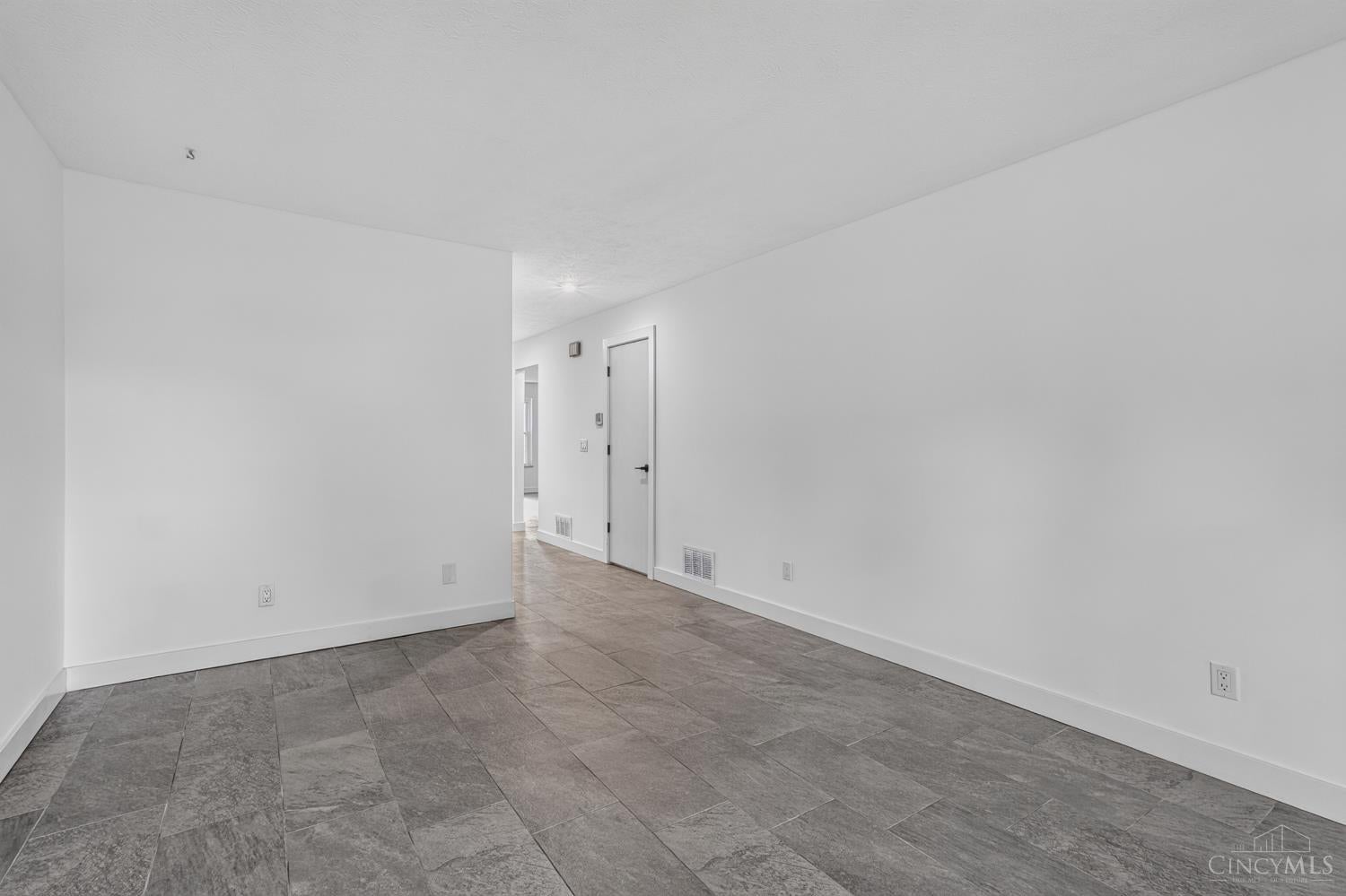 502 Arbor Place 15C