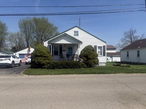 Photo of 409 Edgewood Avenue, Greenfield, OH 45123 (MLS # 1874920)