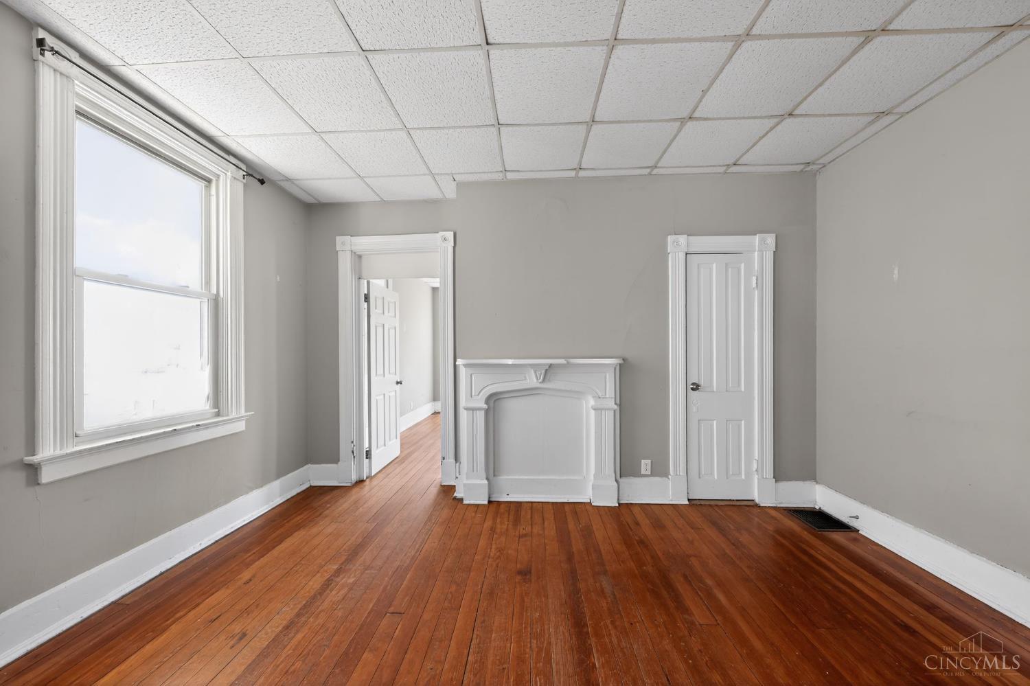 206 W Sixty Ninth Street