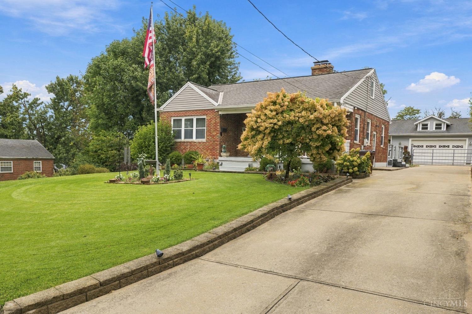 19 Crestmont Drive