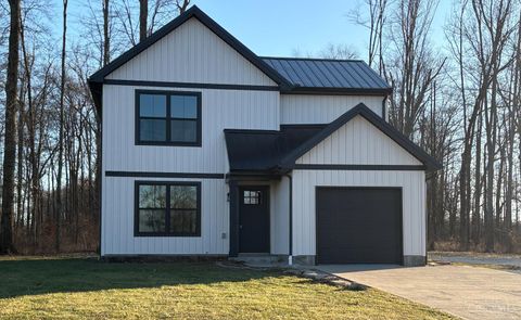 Photo of 1738 Commissioners Way, Sterling Township, OH 45154 (MLS # 1869408)