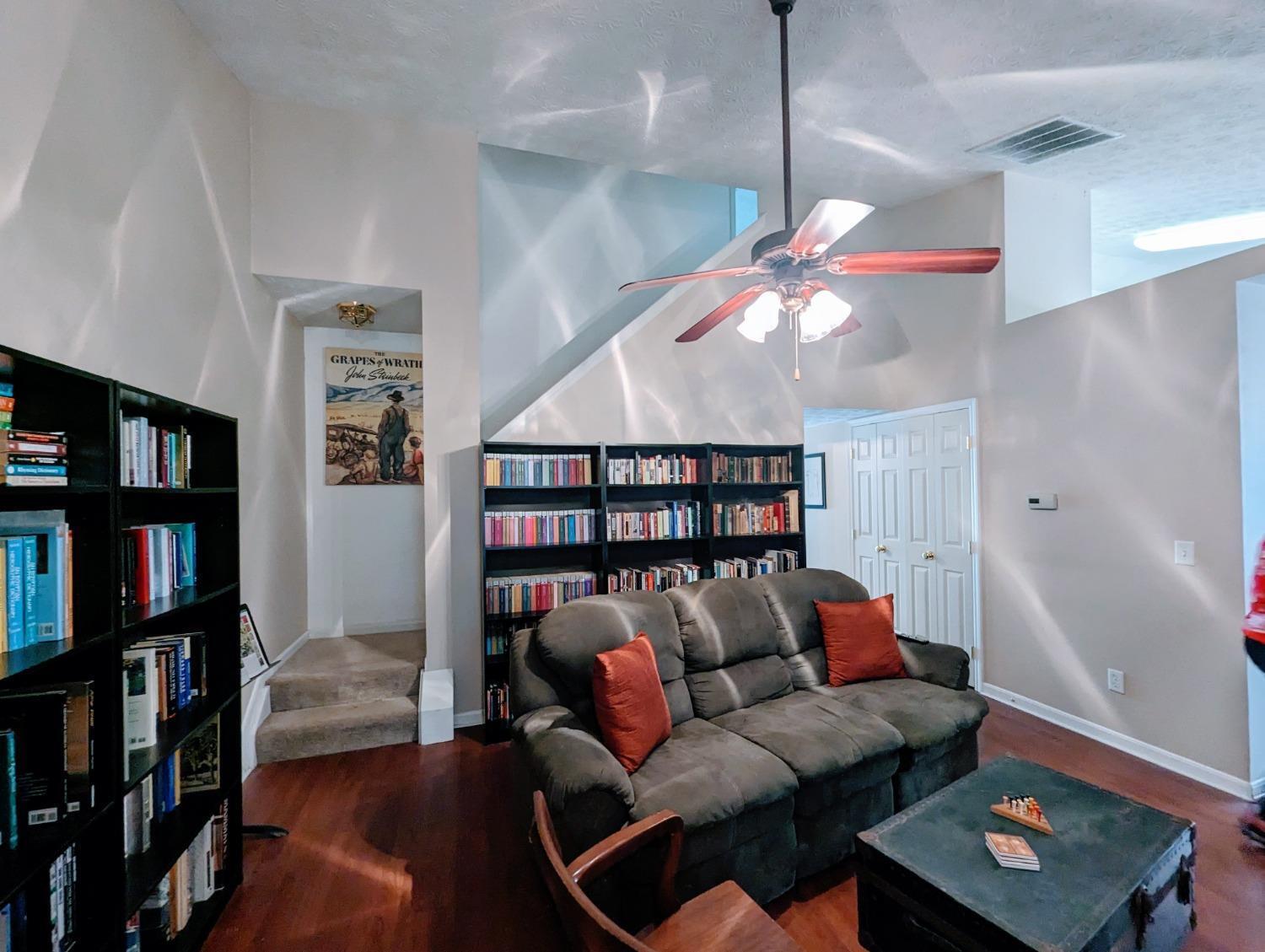 928 Nelson Lane