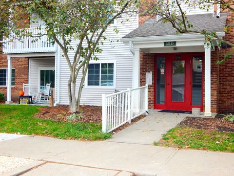 Photo of 210 Carrington Place #104, Loveland, OH 45140 (MLS # 1863627)