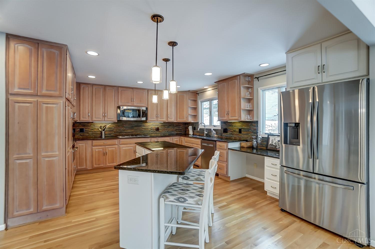9342 Bluewing Terrace, Blue Ash, Ohio image 12