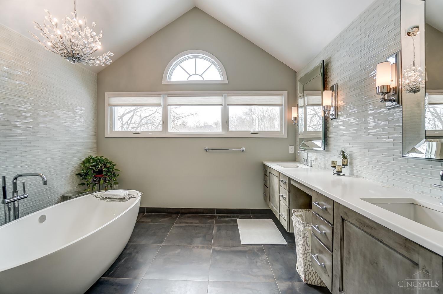 9342 Bluewing Terrace, Blue Ash, Ohio image 37