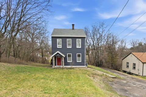 Photo of 4294 Mayhew Avenue, Cincinnati, OH 45238 (MLS # 1879136)