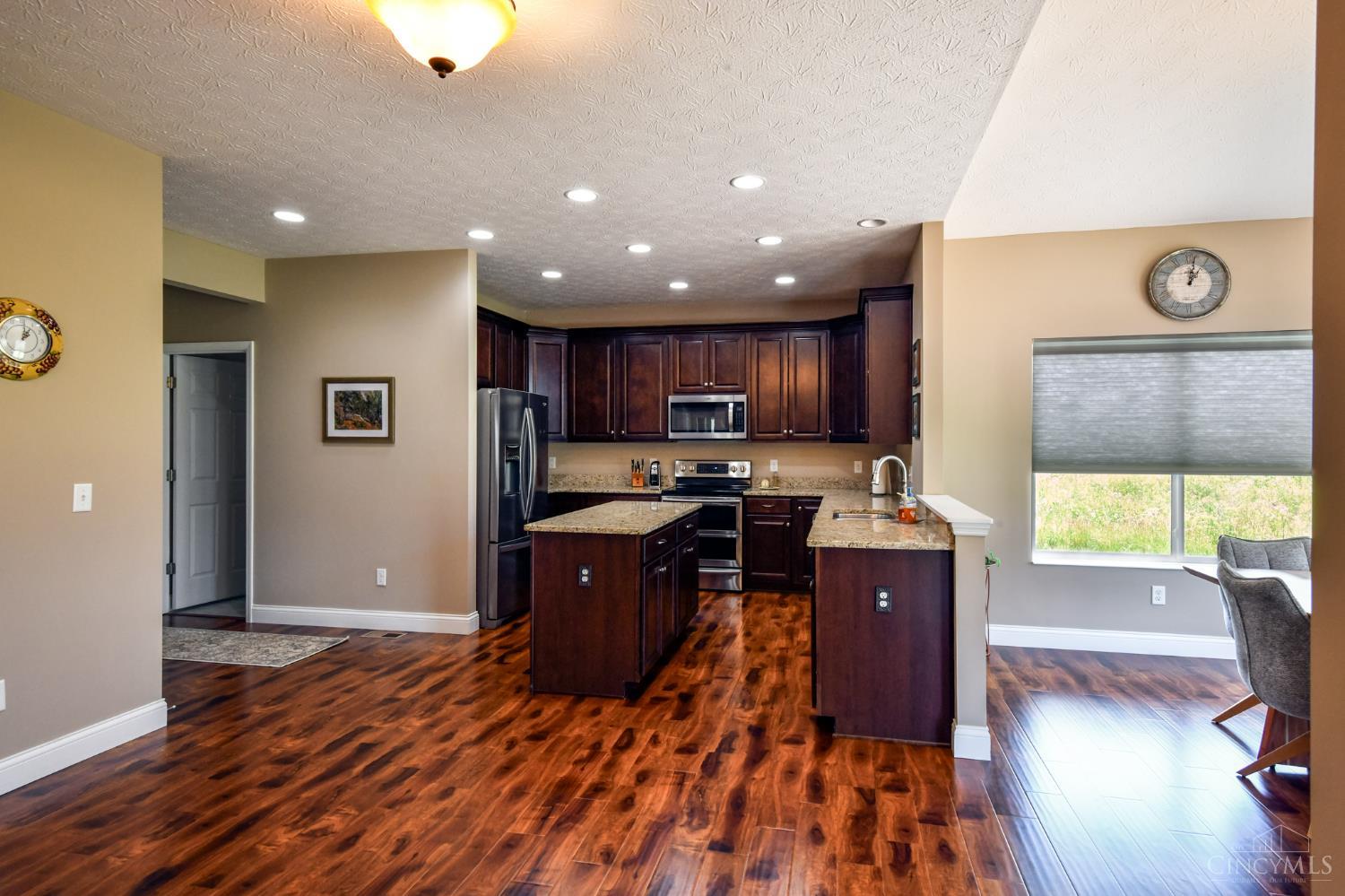 Washington Twp, Ohio 45458, United States, 4 Bedrooms Bedrooms, ,3 BathroomsBathrooms,Residential,Active,158135