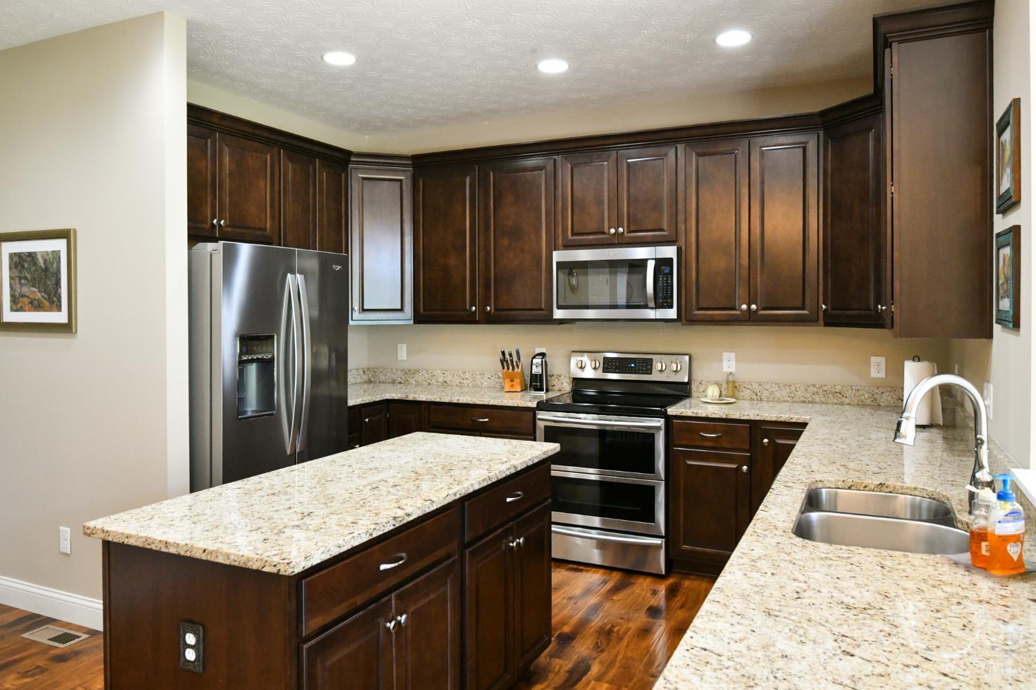 Washington Twp, Ohio 45458, United States, 4 Bedrooms Bedrooms, ,3 BathroomsBathrooms,Residential,Active,158135