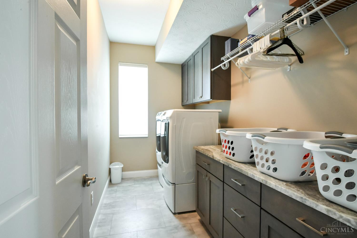 Washington Twp, Ohio 45458, United States, 4 Bedrooms Bedrooms, ,3 BathroomsBathrooms,Residential,Active,158135