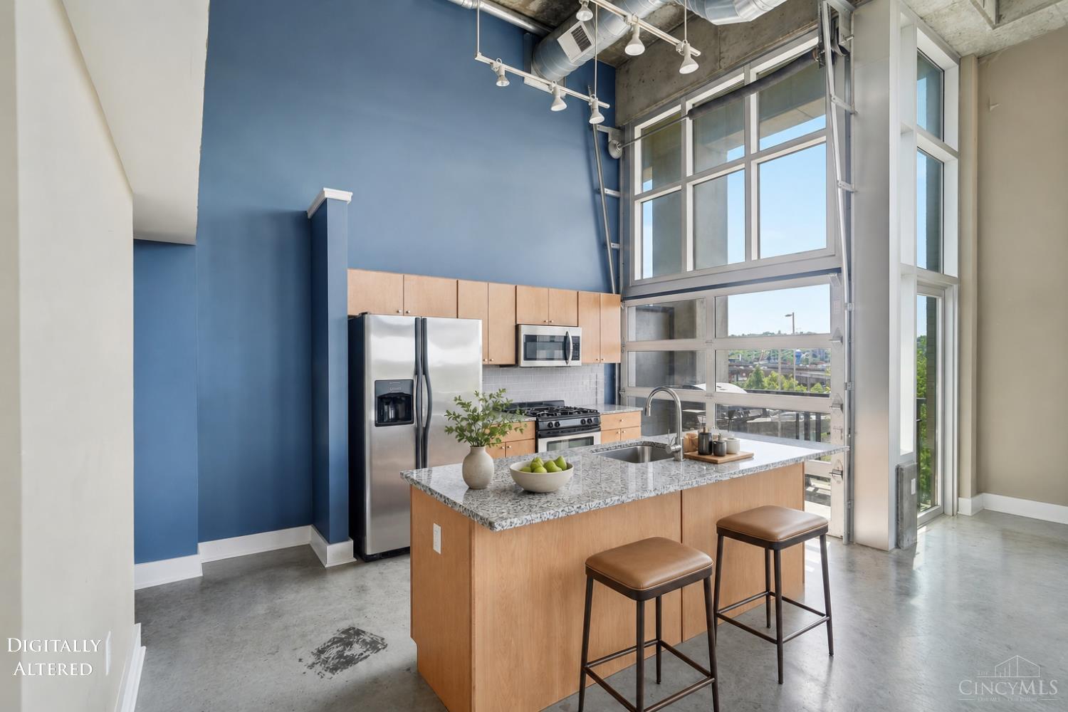 353 W Fourth Street 401