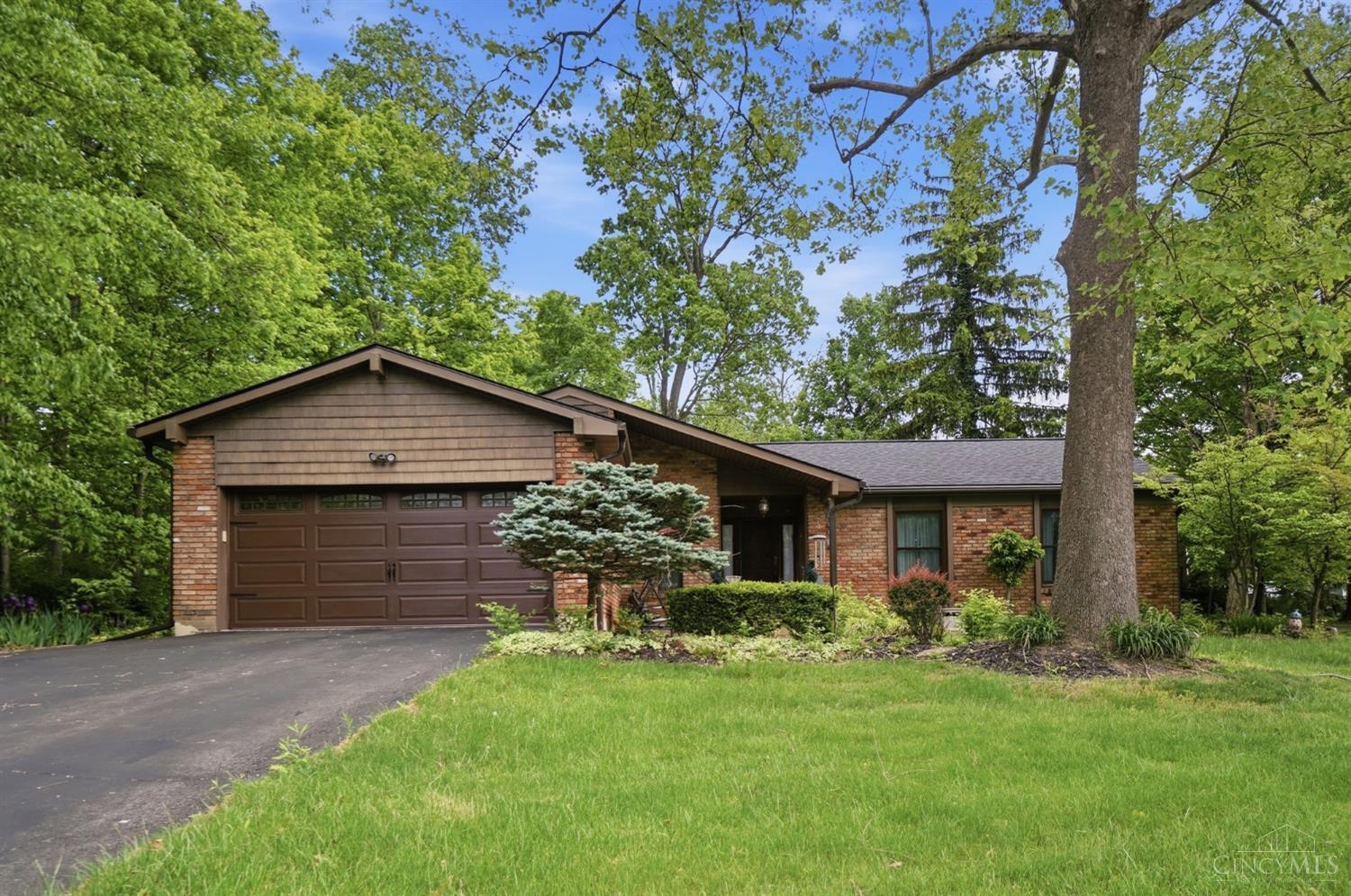 7454 Cinnamon Woods Drive
