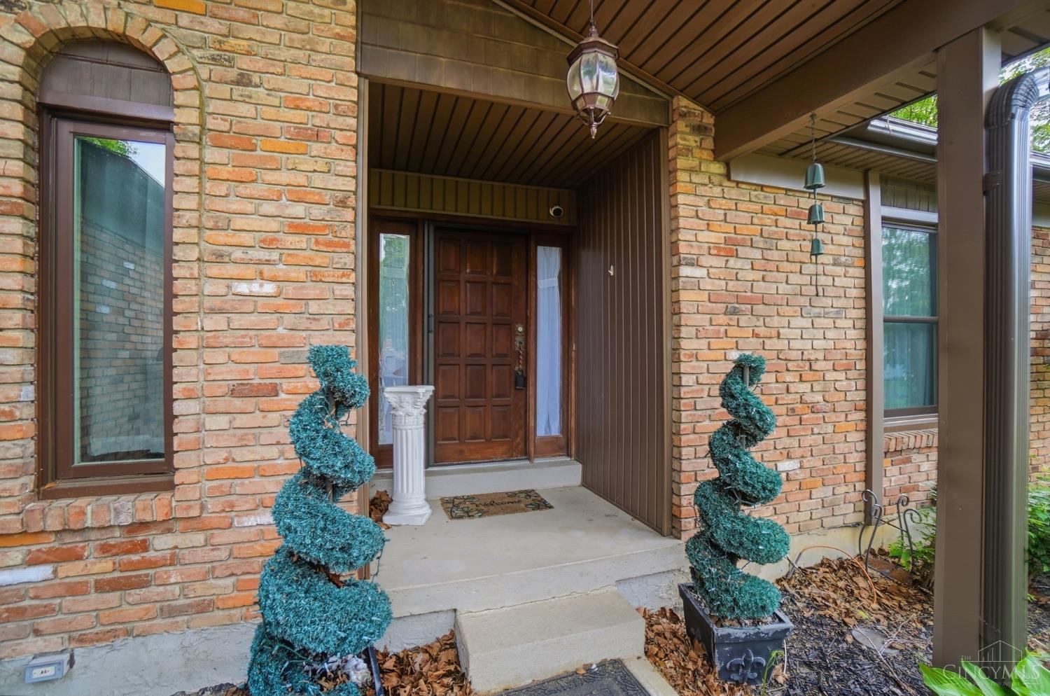 7454 Cinnamon Woods Drive