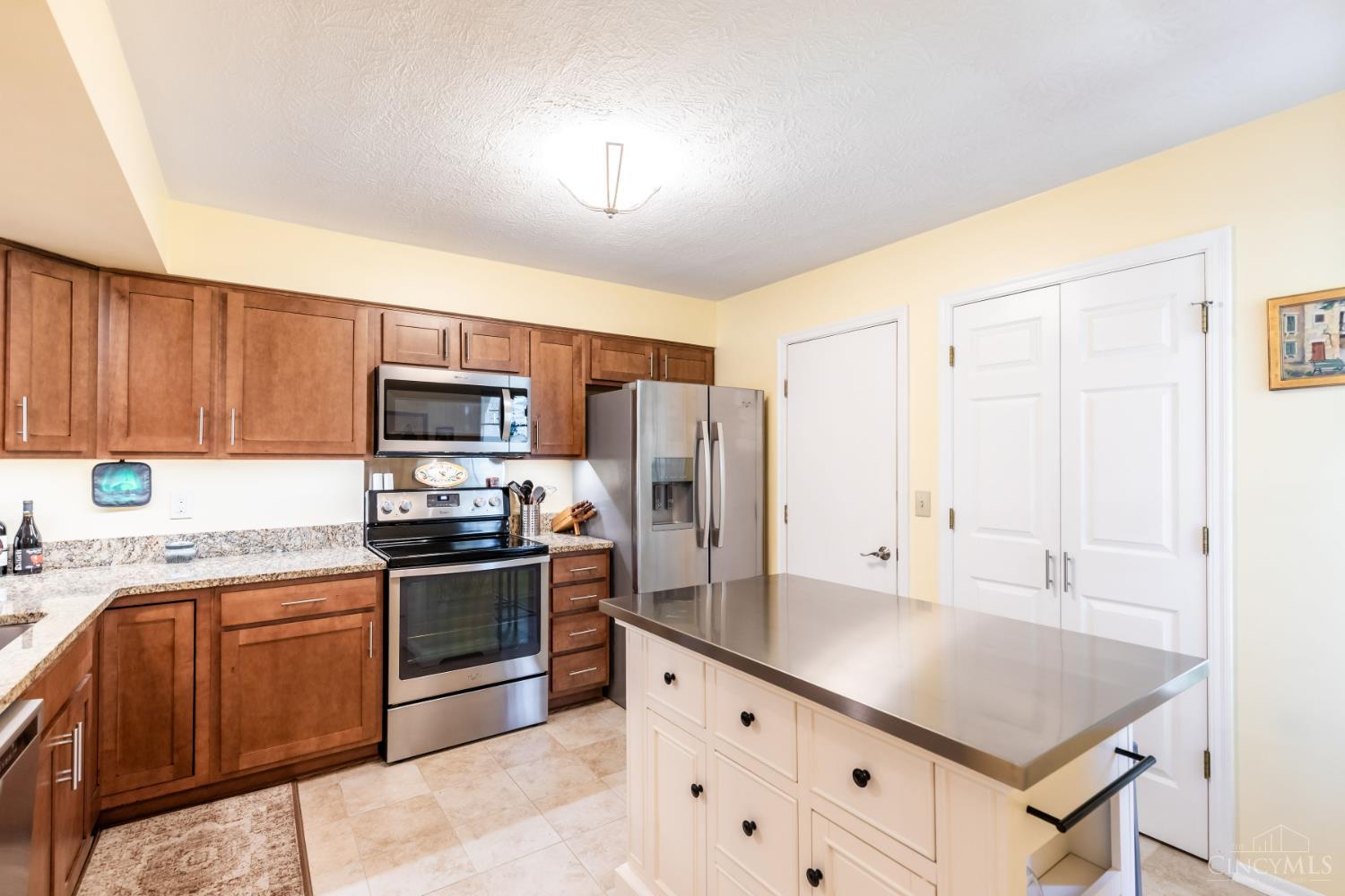 1627 Braintree Drive, Anderson Twp, Ohio image 4