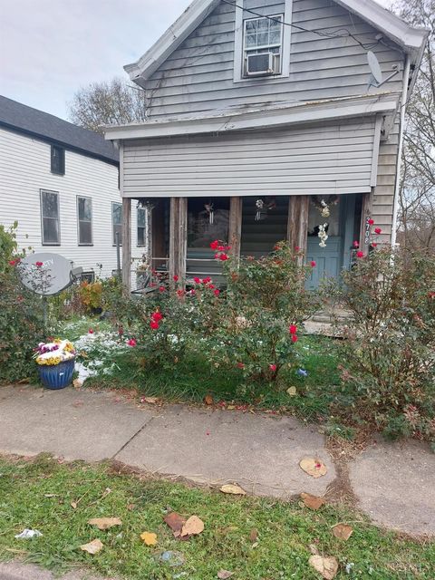 Photo of 3708 Cass Avenue, Cincinnati, OH 45223 (MLS # 1861709)