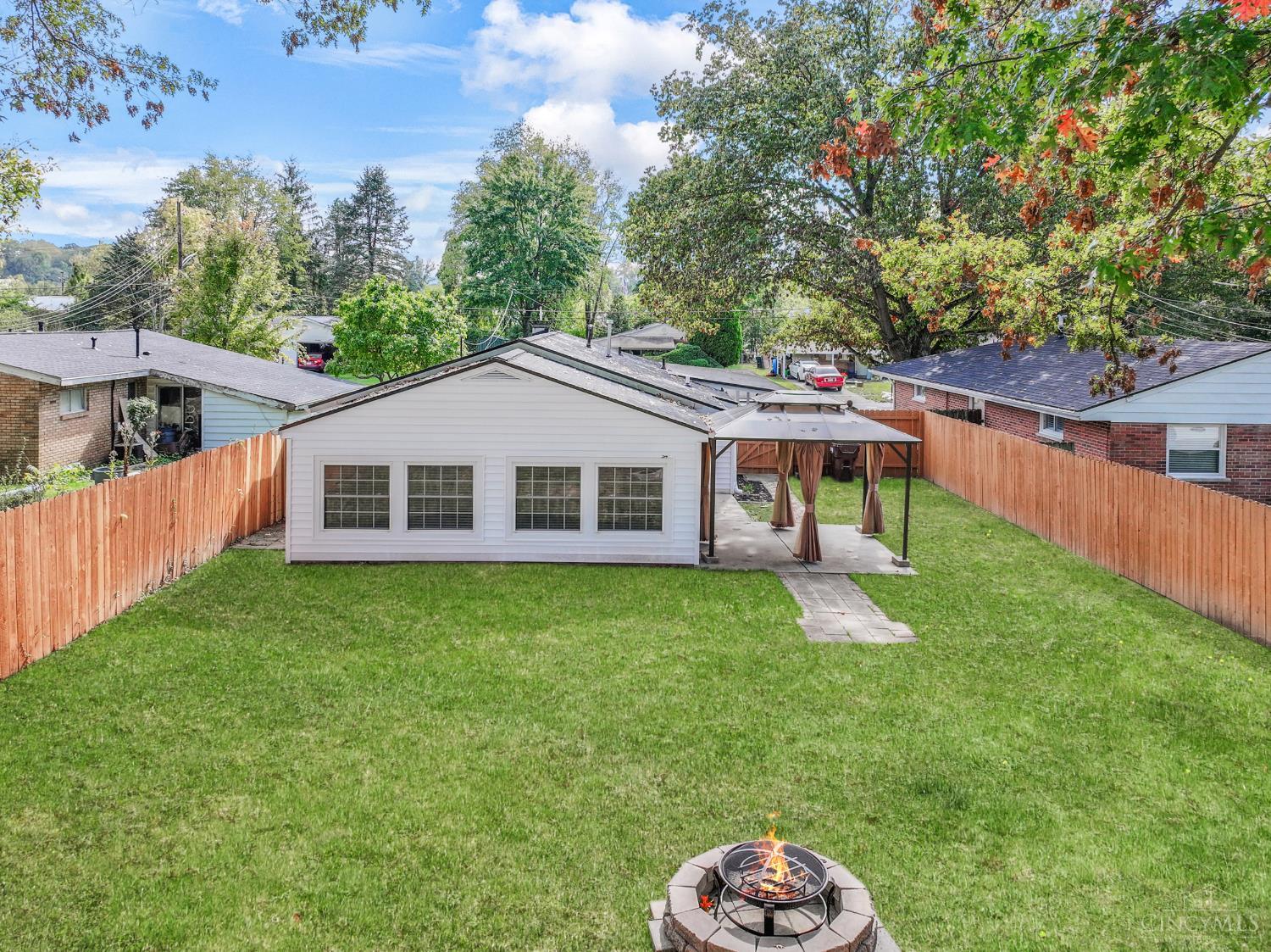 18 Miamiview Drive