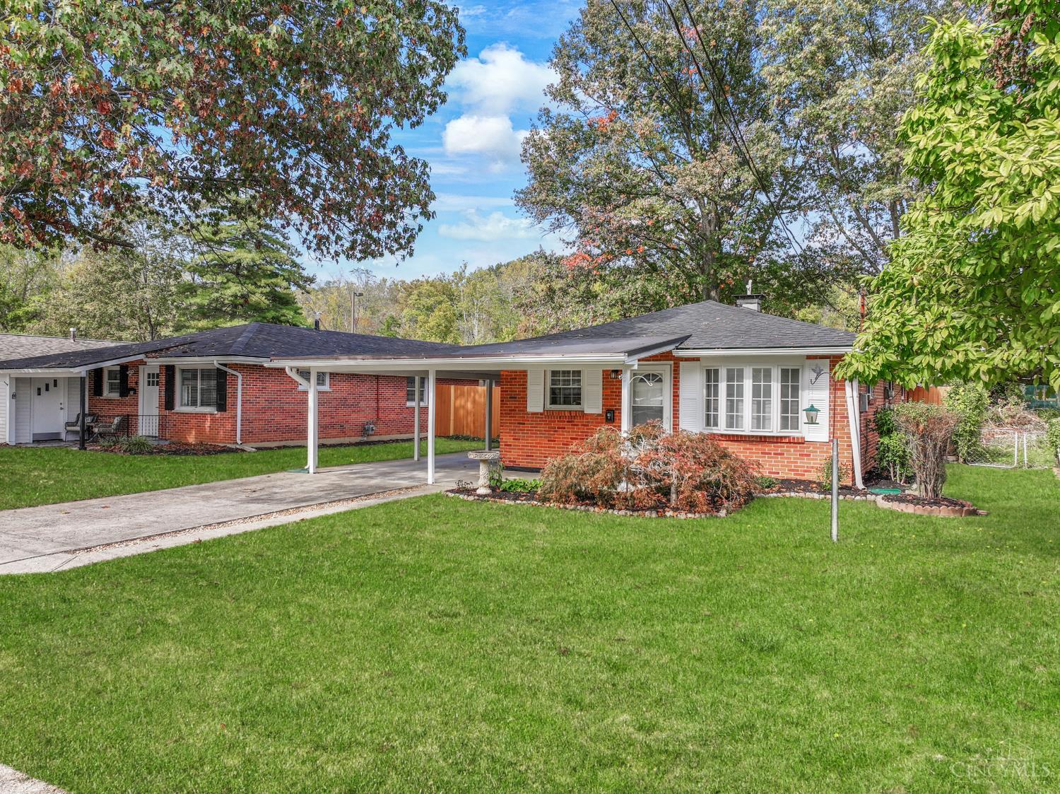 18 Miamiview Drive