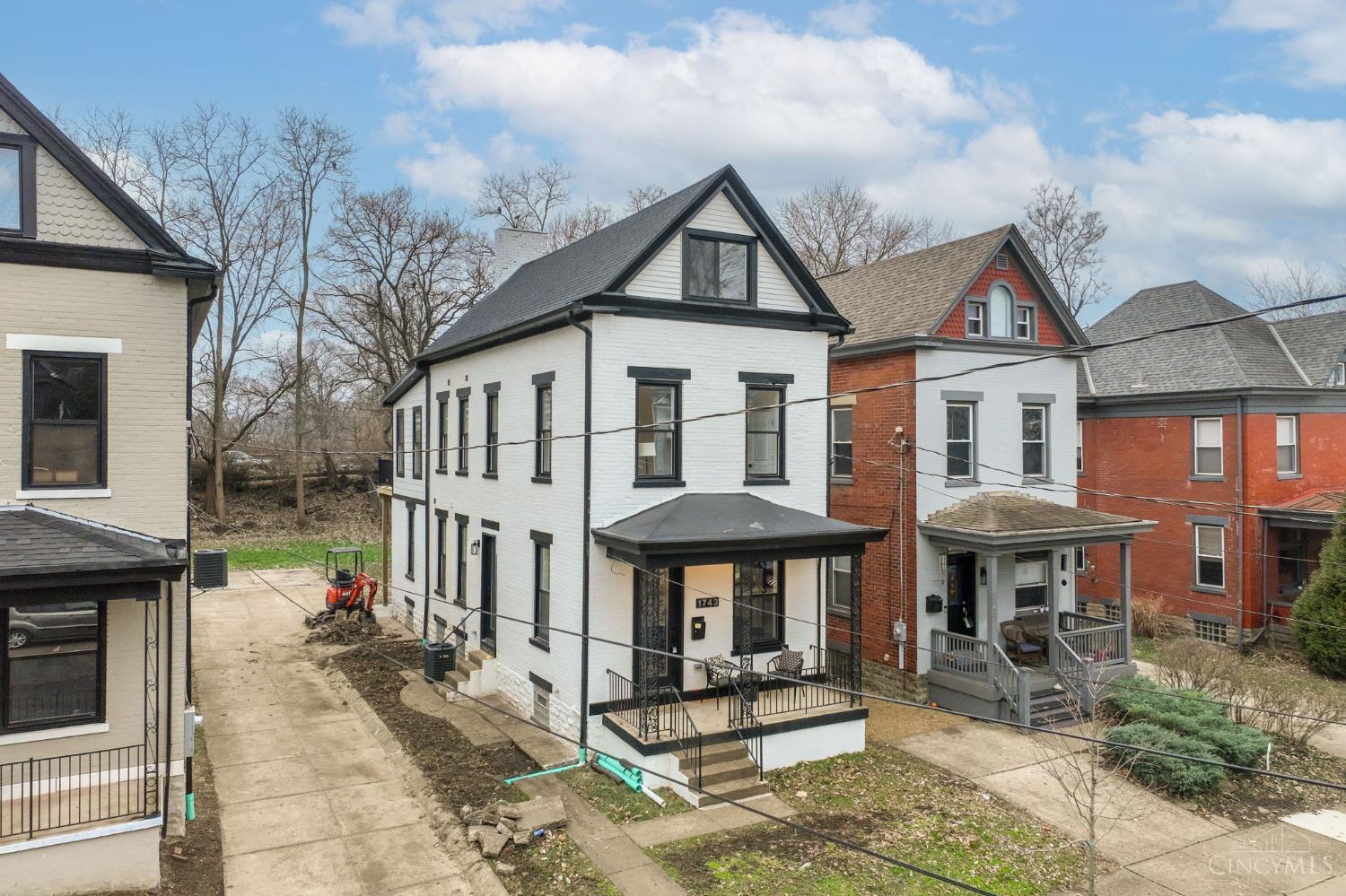 1743 Hanfield Street