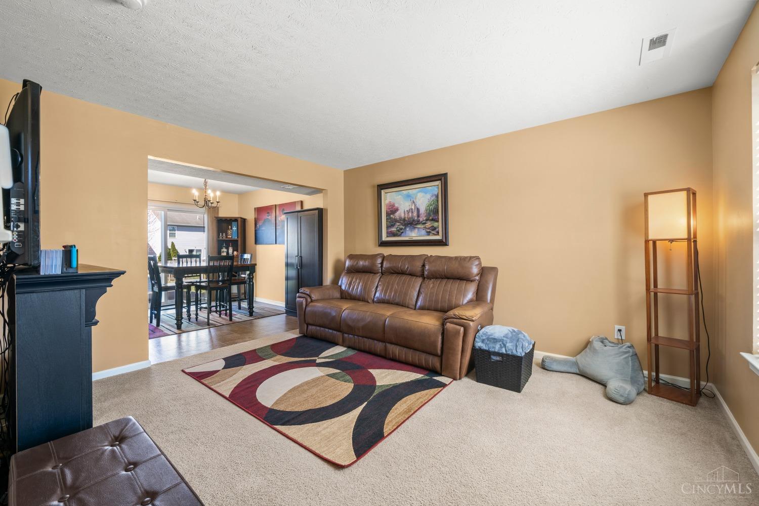 5736 Clemens Drive, Goshen Twp, Ohio image 3