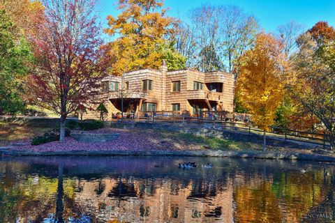 Homes For Sale - 1650 Colonial Drive<br/> Green Twp, OH 45238