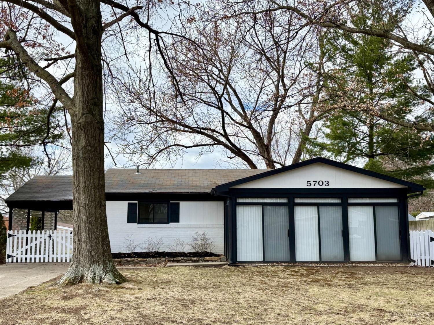 5703 Tall Oaks Drive, Miami Twp, Ohio image 1
