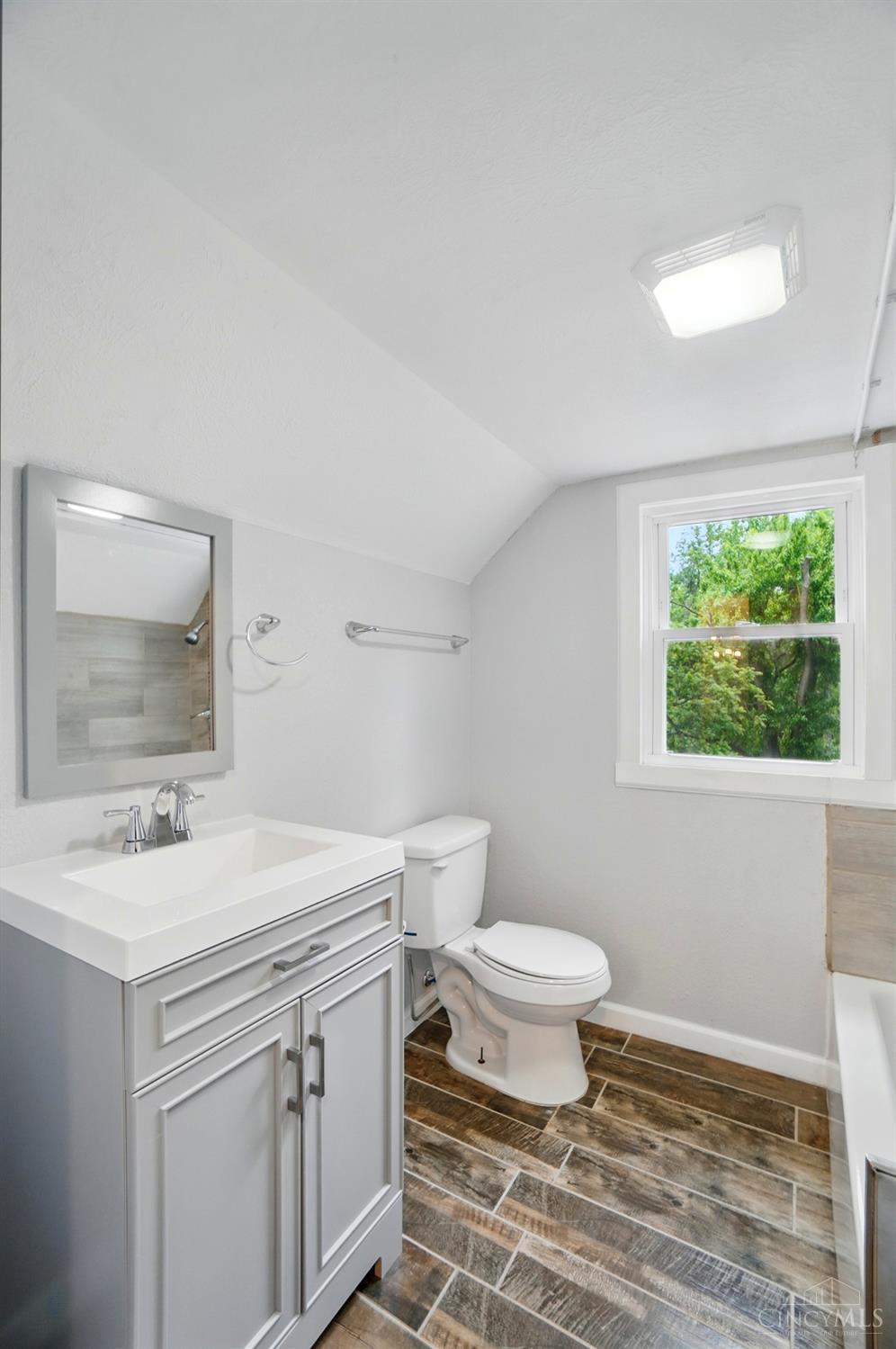 4904 Central Avenue, Middletown, Ohio image 36