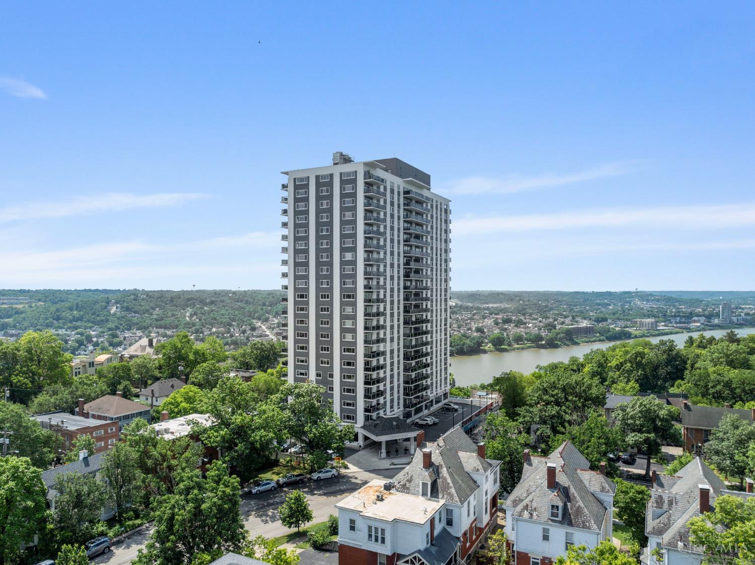 2200 Victory Parkway 1002