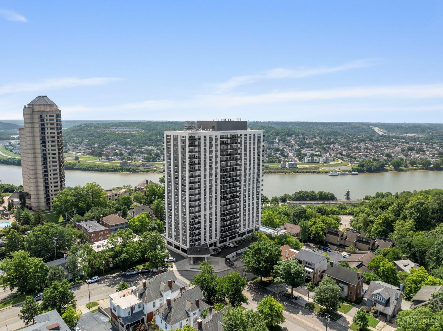 2200 Victory Parkway 1002