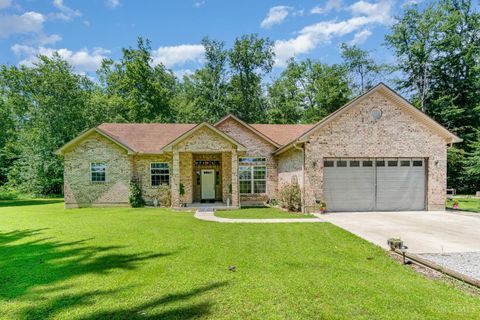 Photo of 4817 Burdsall Road, Williamsburg, OH 45176 (MLS # 1850476)