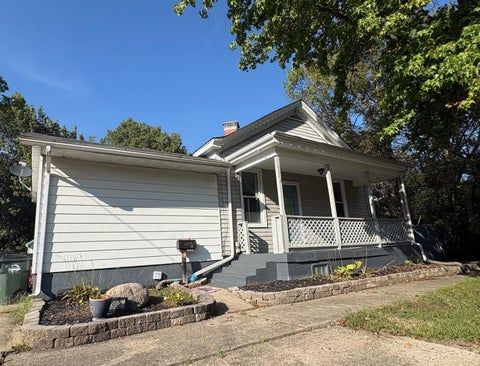 Photo of 302 Haldimand AVE, Hamilton, OH 45013 (MLS # 1894509)