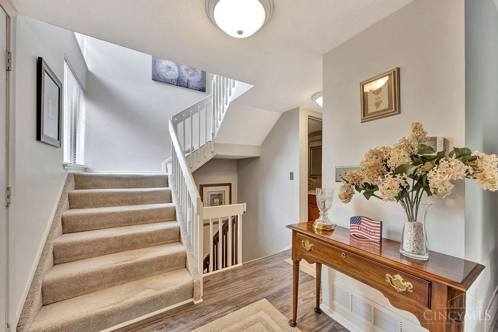8337 Summerbridge Way, West Chester, Ohio image 3