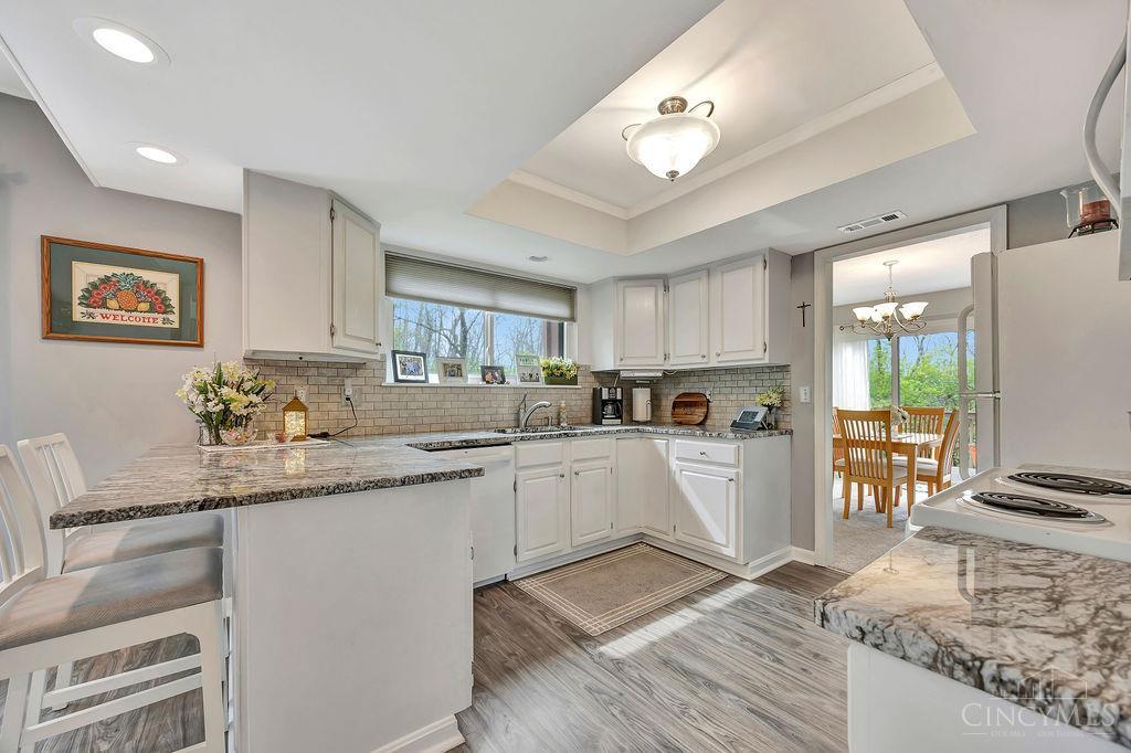 8337 Summerbridge Way, West Chester, Ohio image 12