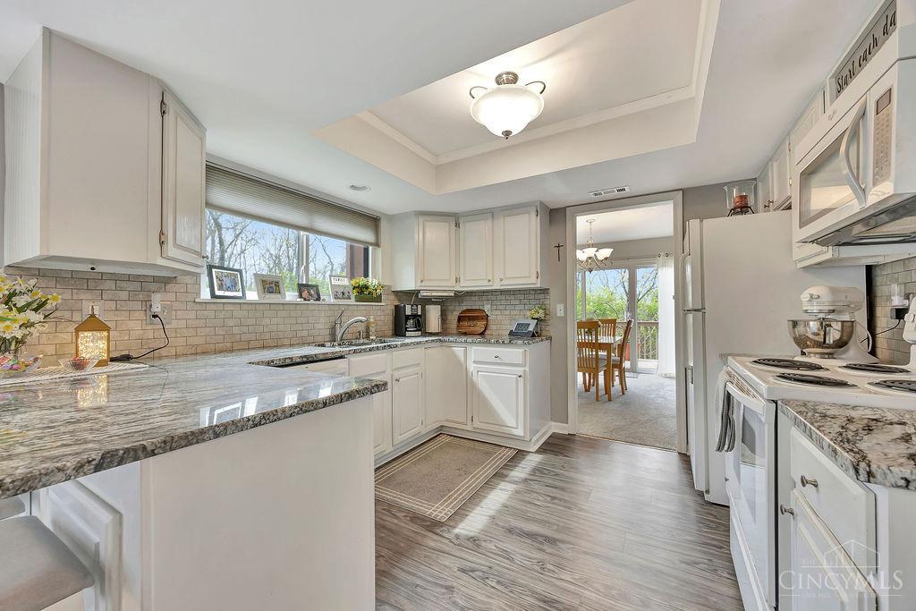 8337 Summerbridge Way, West Chester, Ohio image 11