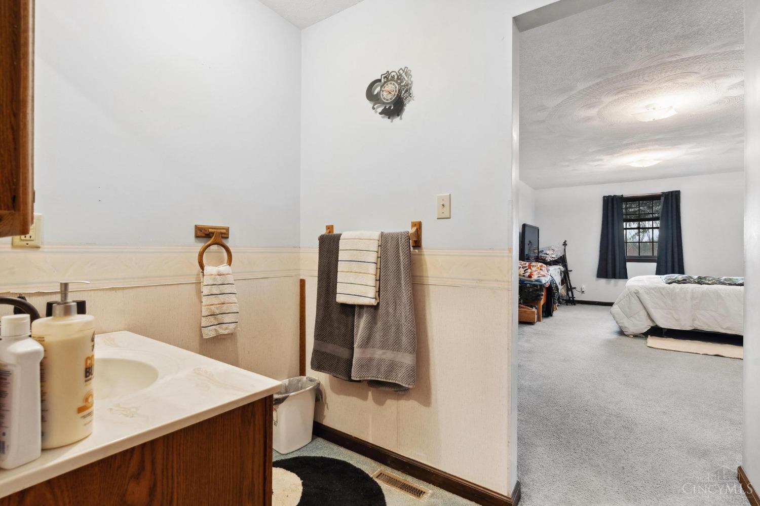 405 Hoskins Road, Union Twp, Ohio image 21