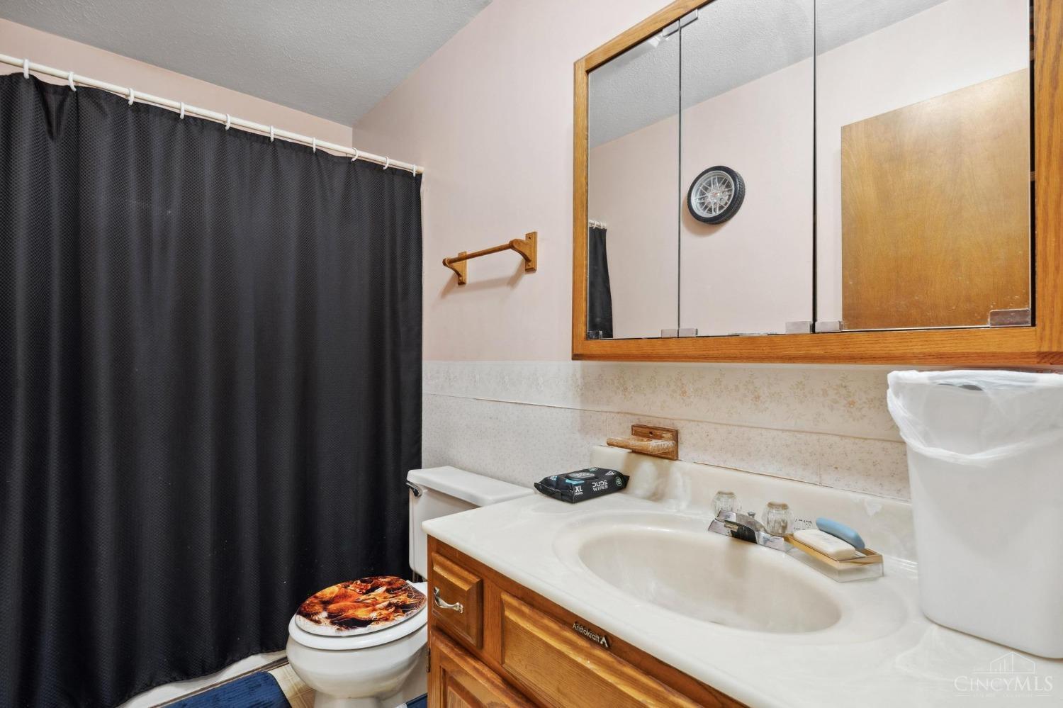 405 Hoskins Road, Union Twp, Ohio image 17