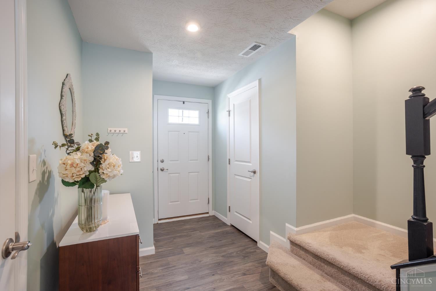 1092 Steamboat Drive