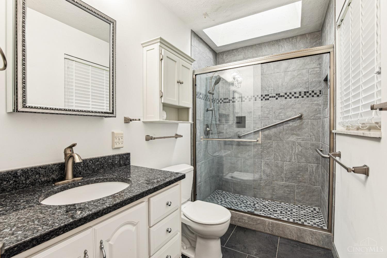 4625 Wing View Lane, Dayton, Ohio image 18