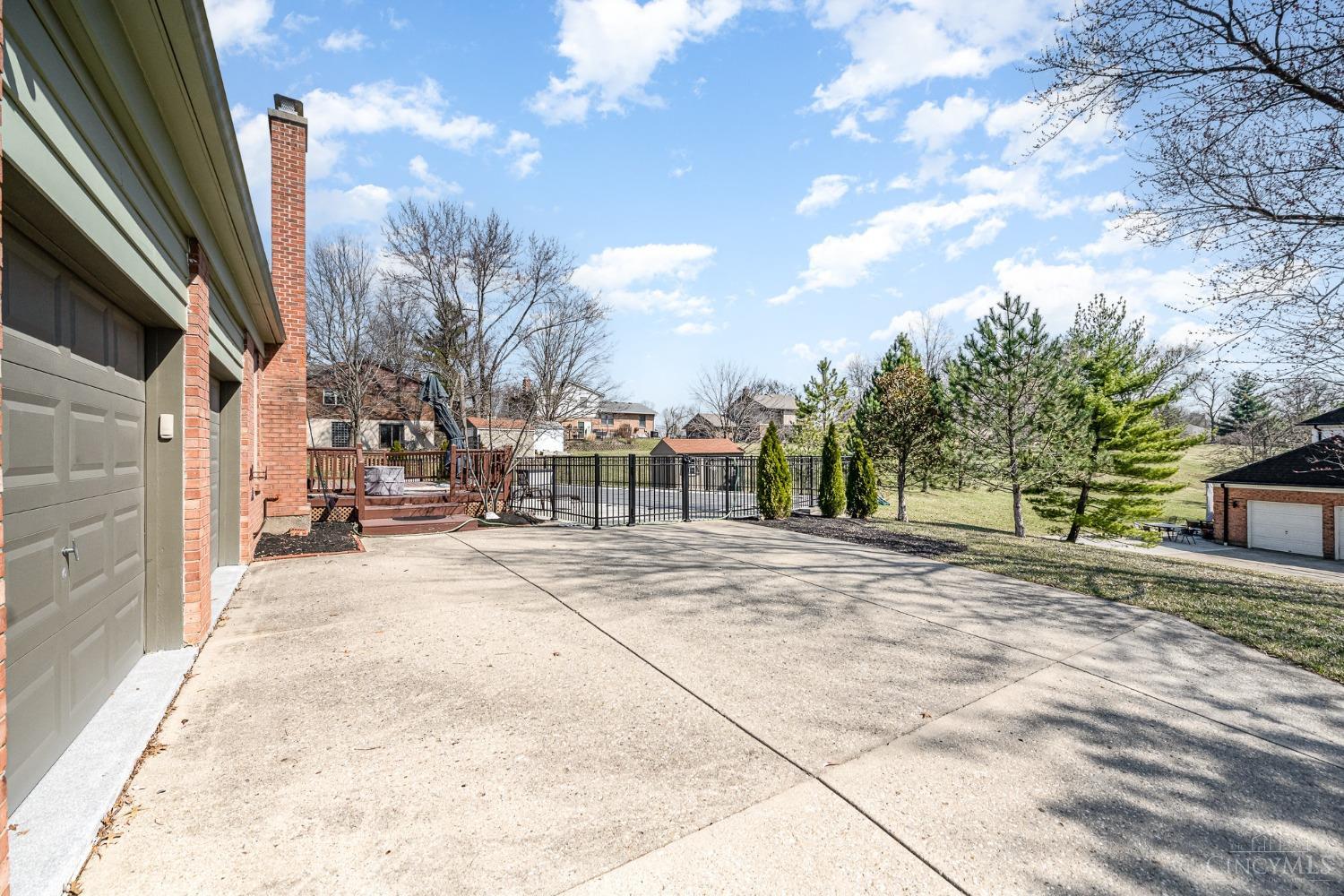 10080 Pebblecreek Lane, Colerain Twp, Ohio image 25