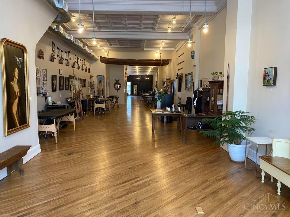 722 Main Street