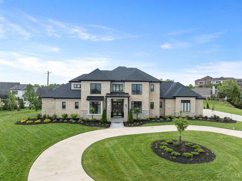 15 Old Orchard Lane Indian Hill OH 45242