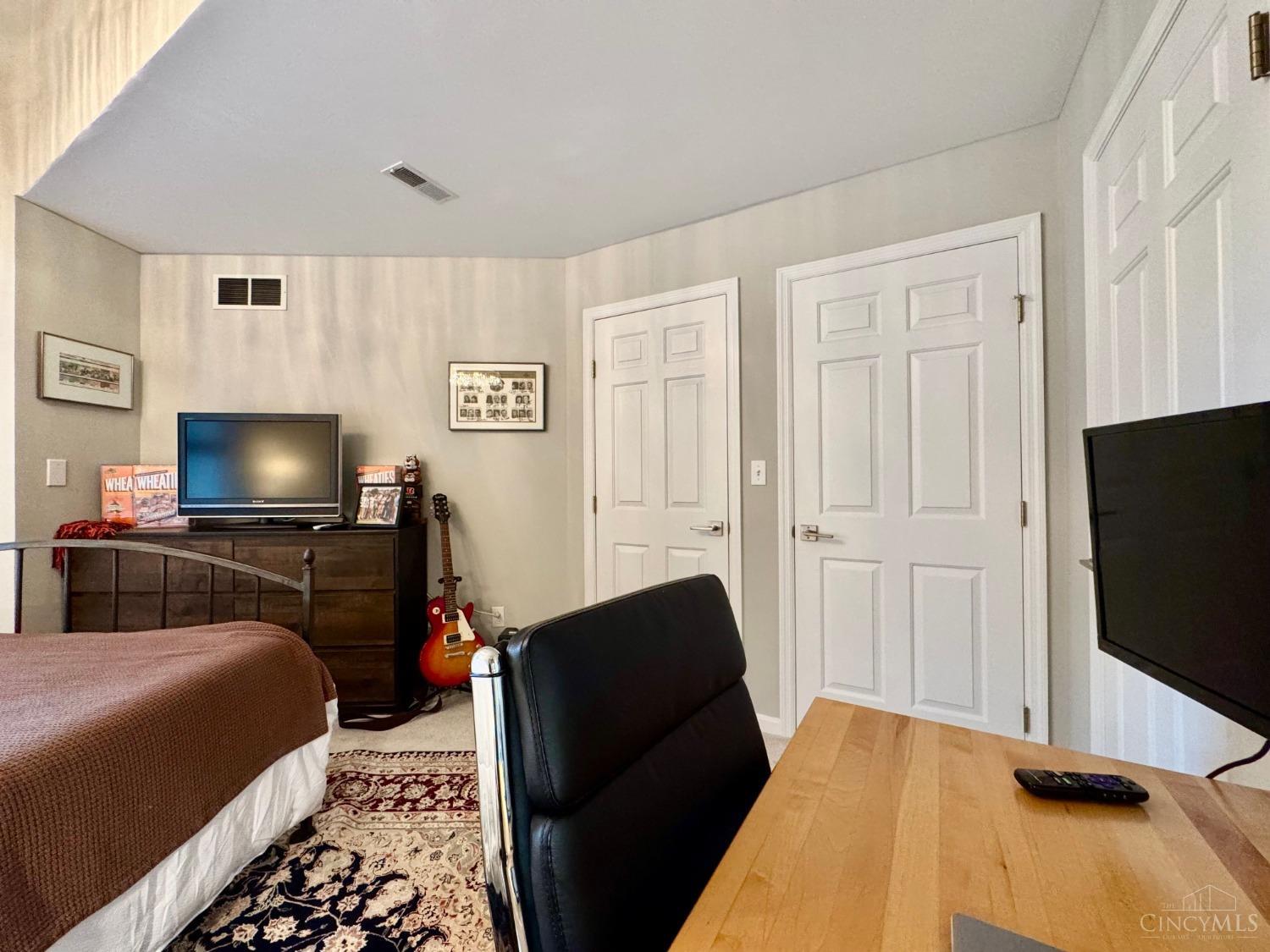 937 Monastery Street #B, Cincinnati, Ohio image 39