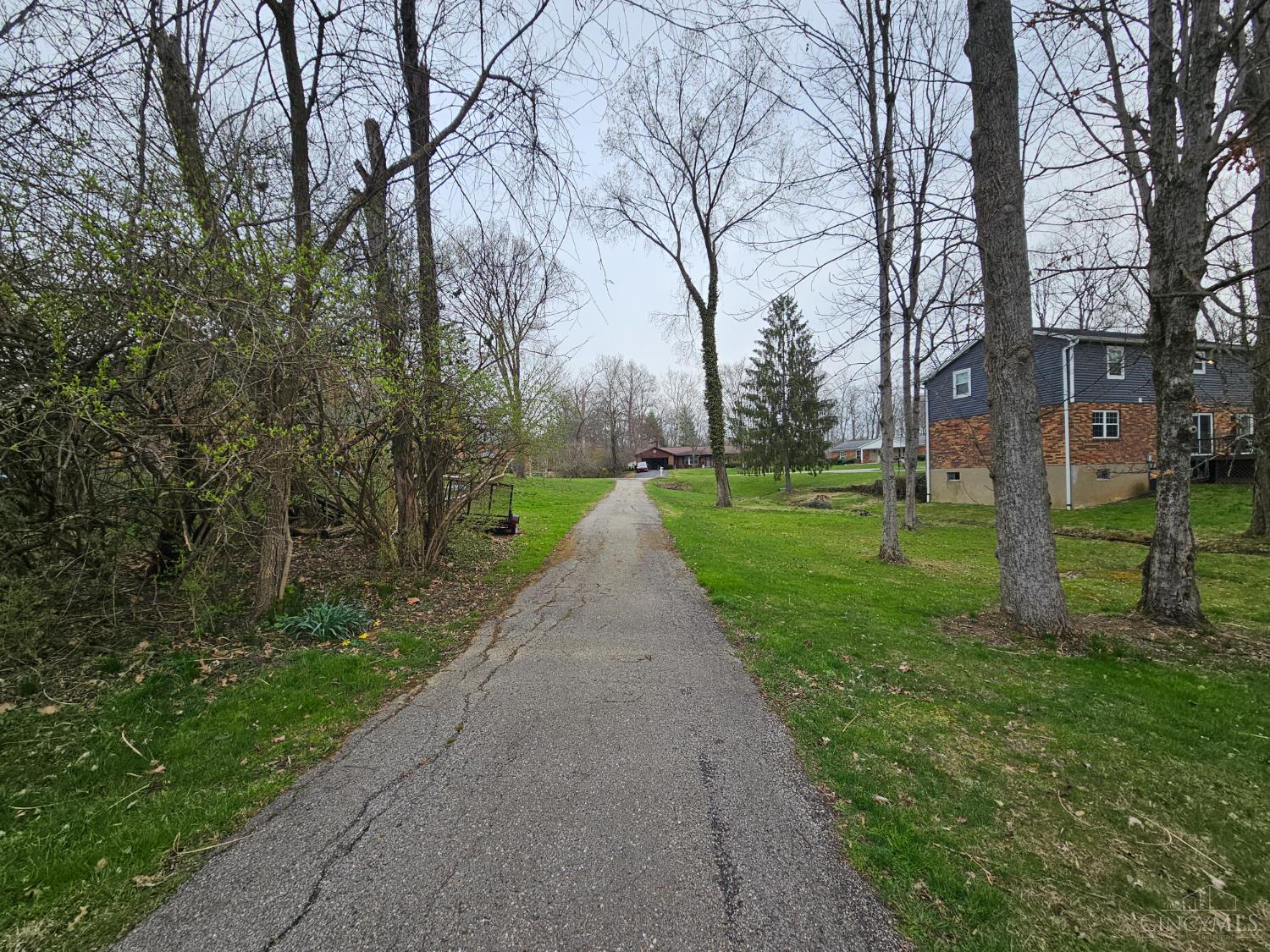 5425 Willow Run Lane