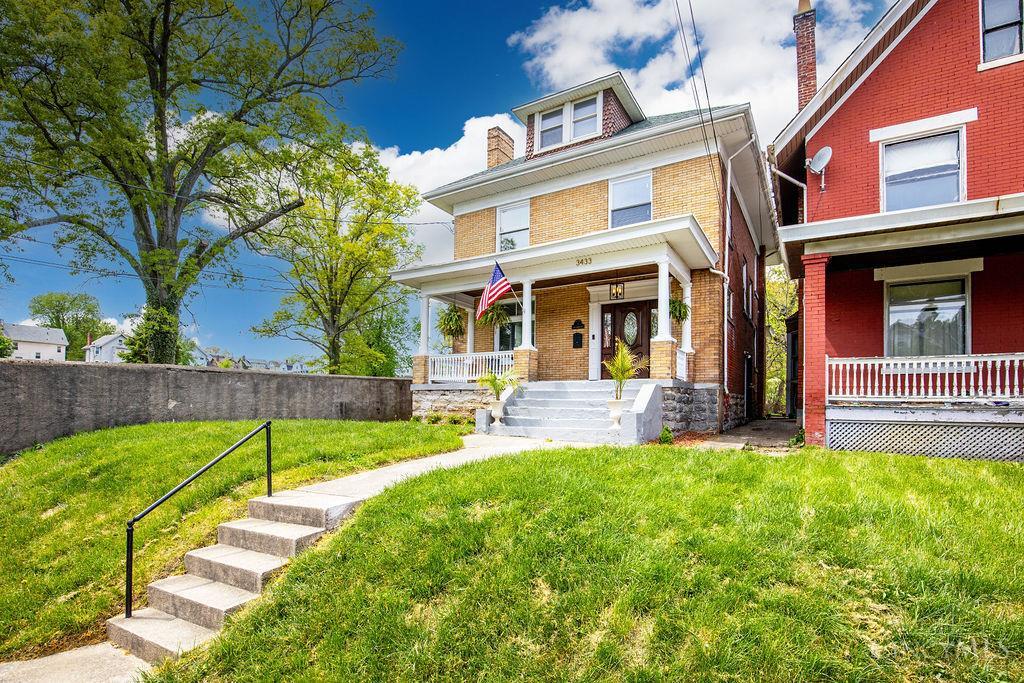 3433 Hudson Avenue