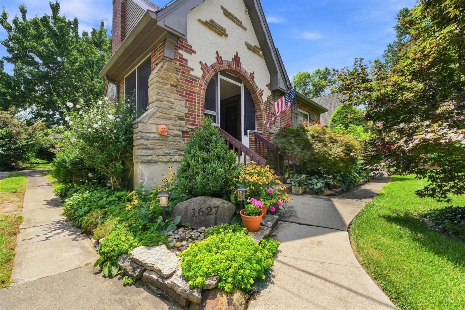 1627 Harbeson