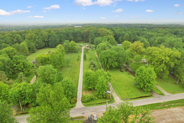 582 NAUVOO RD, CLARKSVILLE, OH 45113 - Image 3e4e99a98c2e2e0b061c24b0bec8d0e2/620359615
