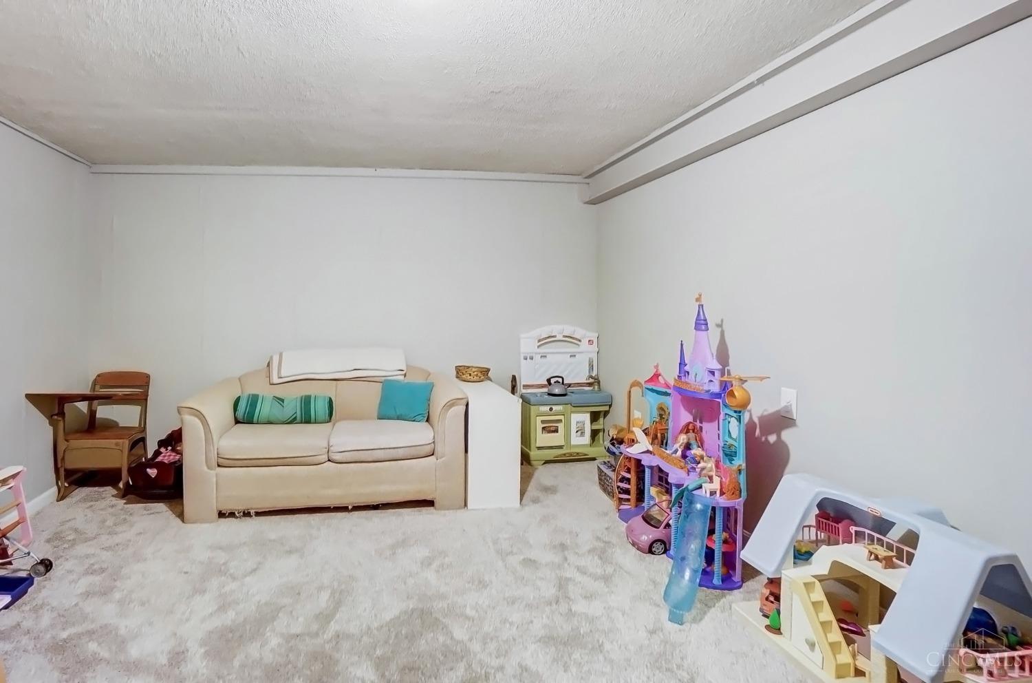 1548 Turquoise Drive, Anderson Twp, Ohio image 28