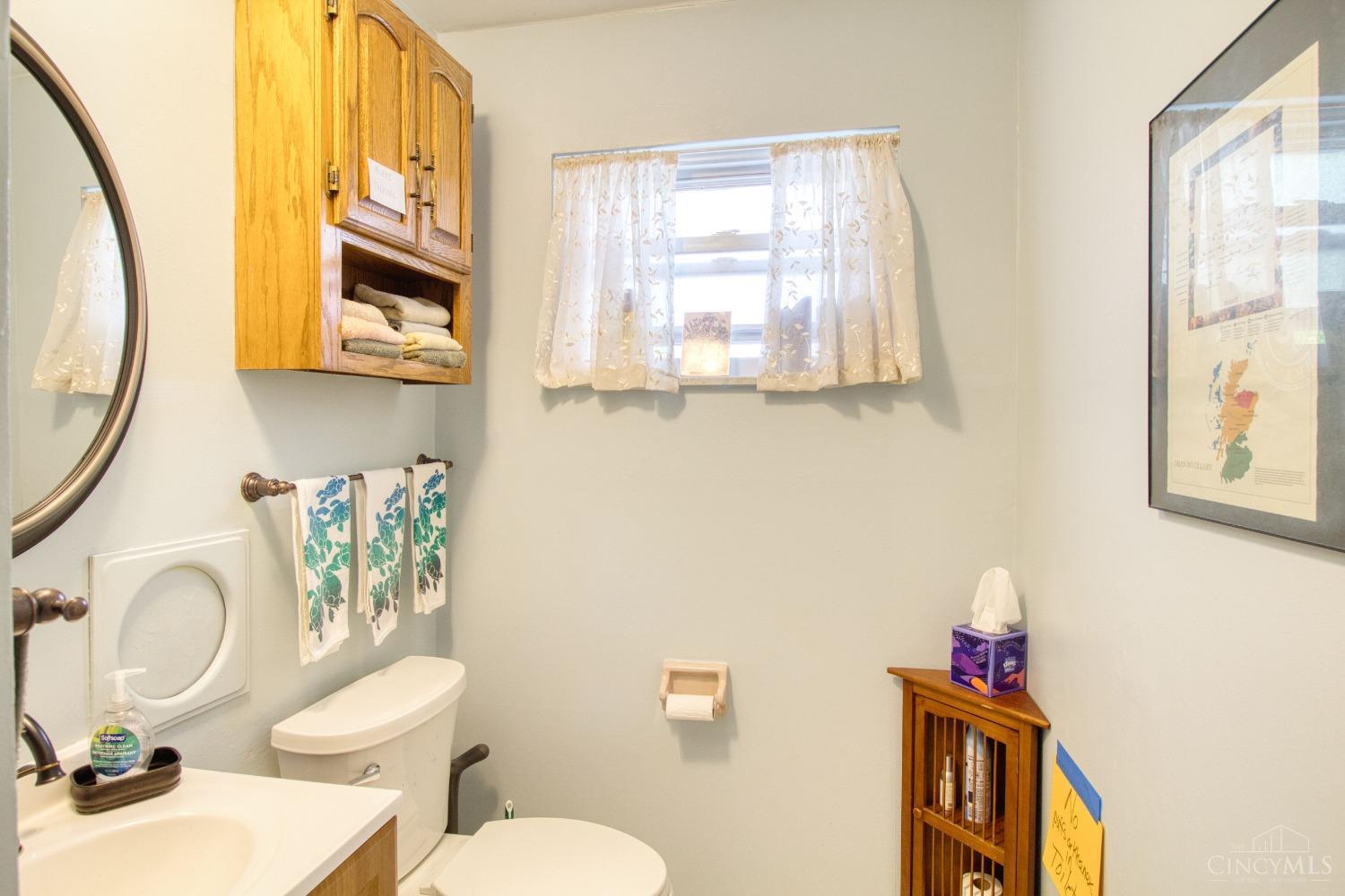 1626 Clemson Circle, Anderson Twp, Ohio image 12