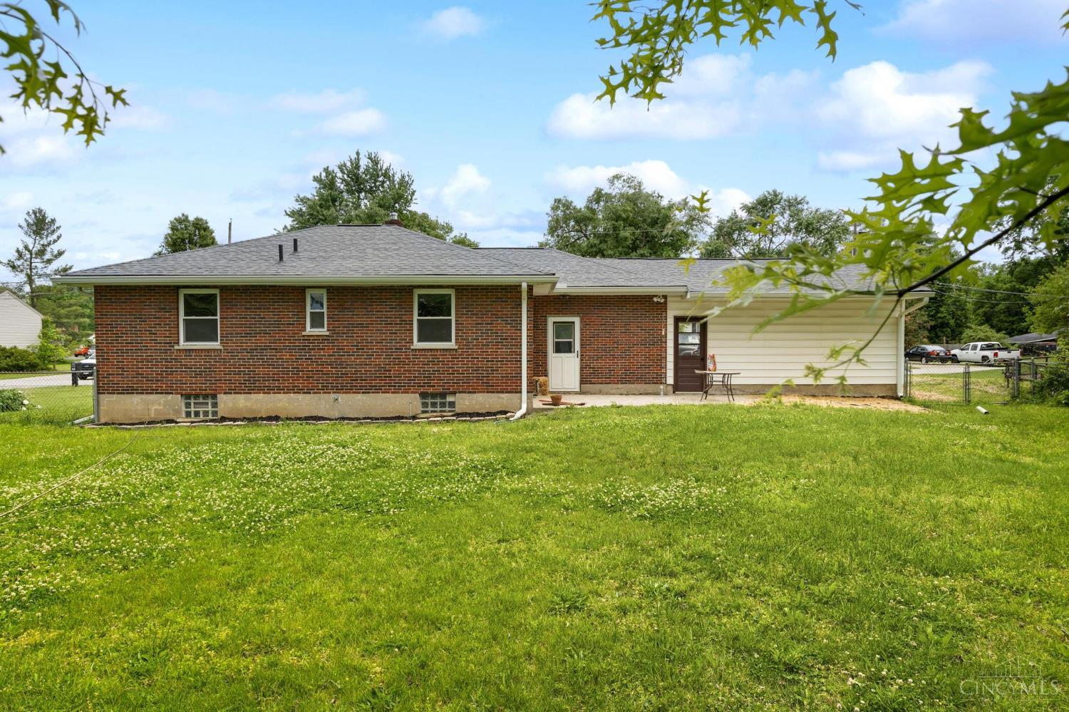 836 Fayebanks Lane