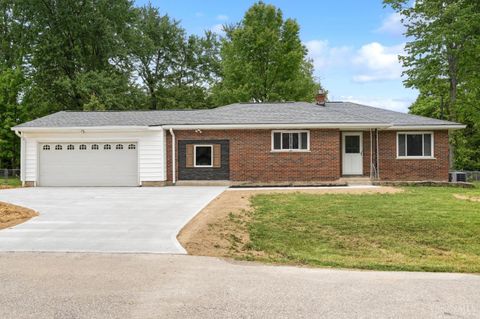 Photo of 836 Fayebanks Lane, Union Township, OH 45245 (MLS # 1879553)