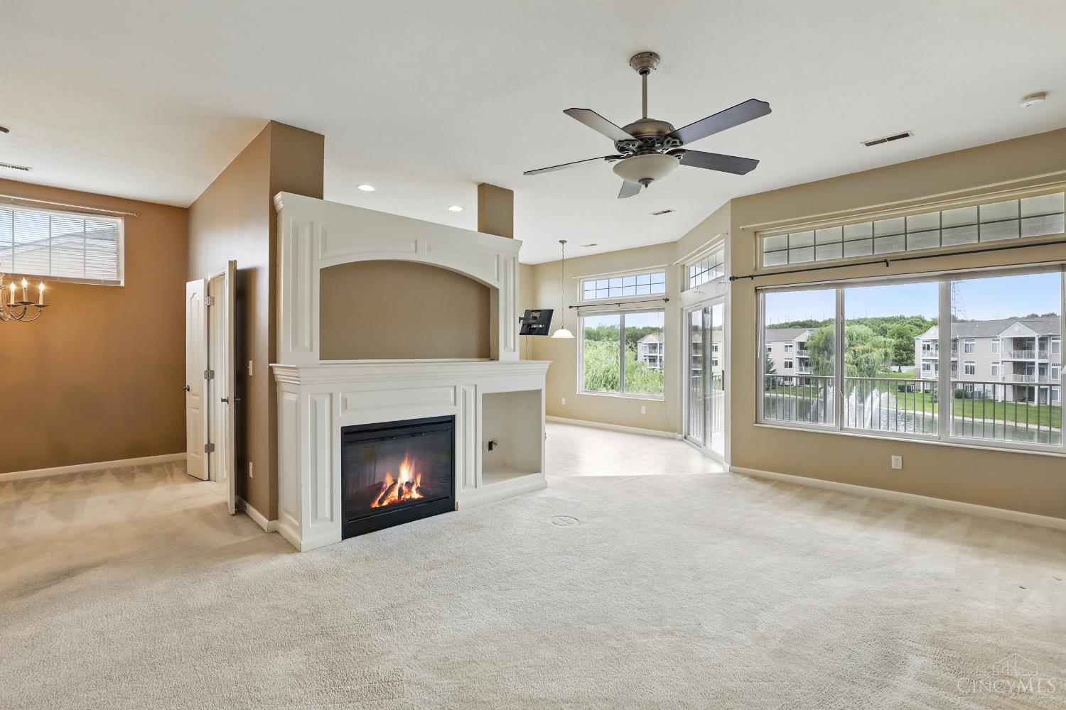 1614 Lakeshore Drive, Monroe, Ohio image 2