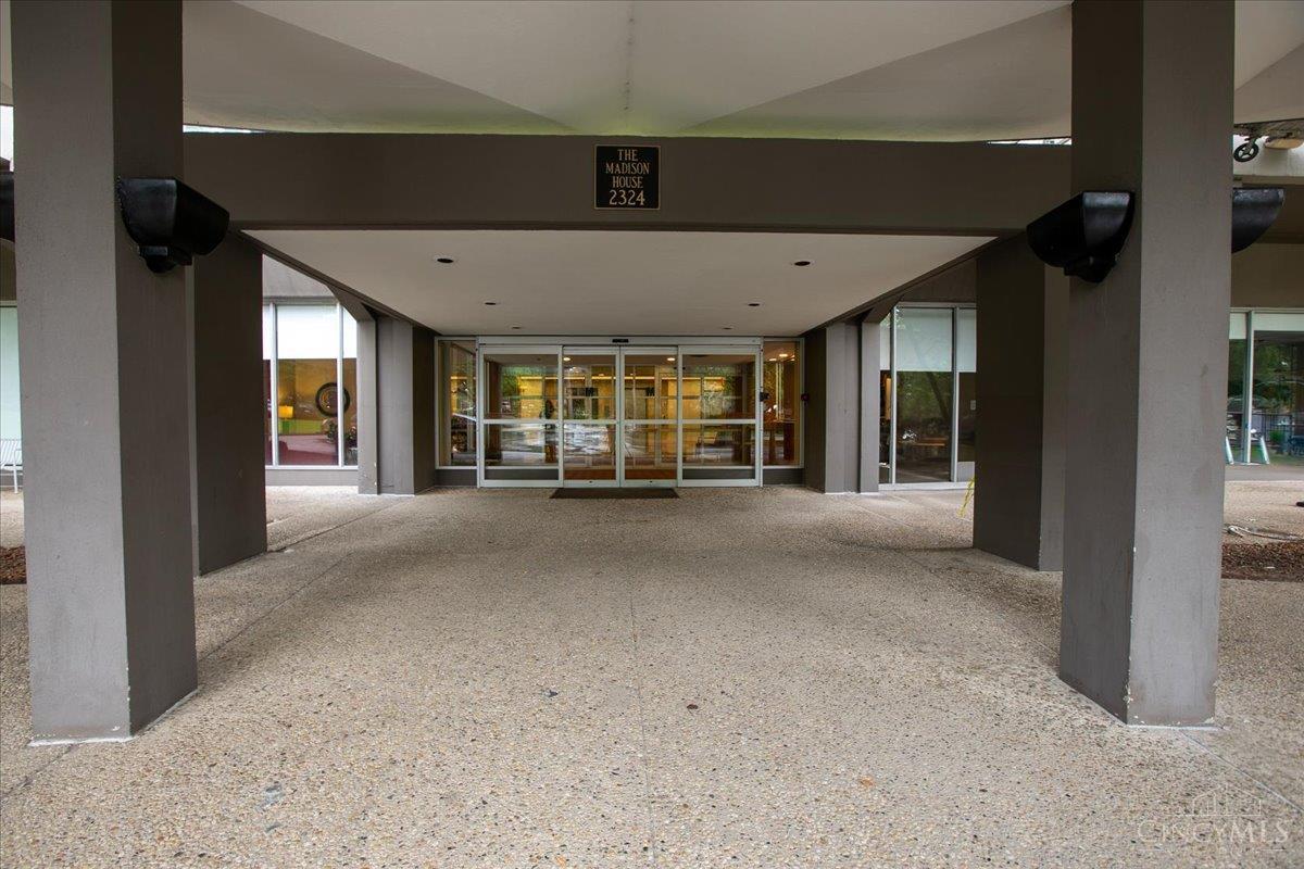 2324 Madison Road #506, Cincinnati, Ohio image 2
